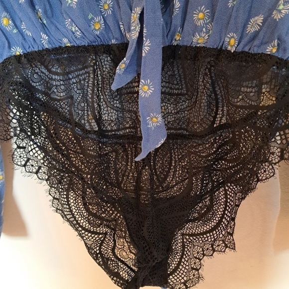 Free People Tops Free People Forties Feel Bell-Sleeve Bodysuit Small - Picture 5 of 8